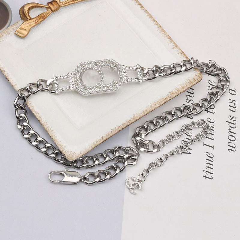 2Colors Famous Designer Brand Letter Double Layer Pendant Necklaces 18K Gold Plated Crystal Pearl Rhinestone Sweater Necklace Women Party Jewelry Accessories
2Colors Famous Designer Brand Letter Double Layer Pendant Necklaces 18K Gold Plated Crystal Pearl Rhinestone Sweater Necklace Women Party Jewelry Accessories