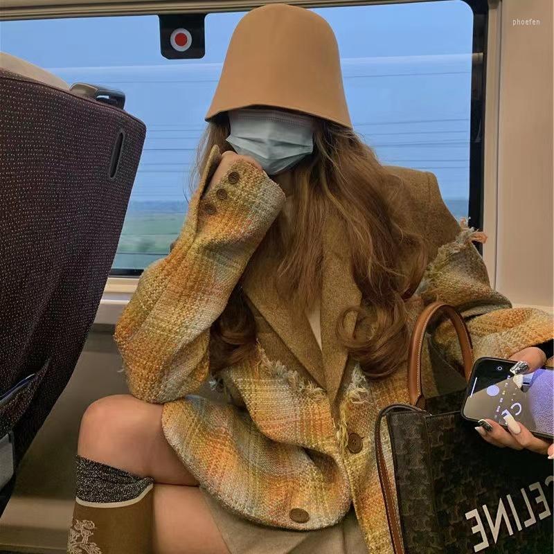 Women's Suits Outerwear Single Breasted Jacket Korean Fashion Plaid Notched Patchwork Winter Wool Suit Warm Loose Coat 
Women's Suits Outerwear Single Breasted Jacket Korean Fashion Plaid Notched Patchwork Winter Wool Suit Warm Loose Coat