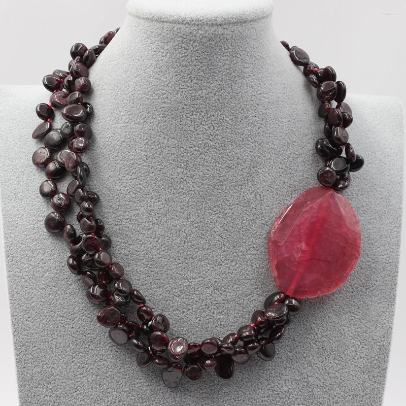 Choker GuaiGuai Jewelry 3 Rows Natural Red Garnet Nugget Rose Agates Chunk Pendant Necklace Handmade For Women
Choker GuaiGuai Jewelry 3 Rows Natural Red Garnet Nugget Rose Agates Chunk Pendant Necklace Handmade For Women