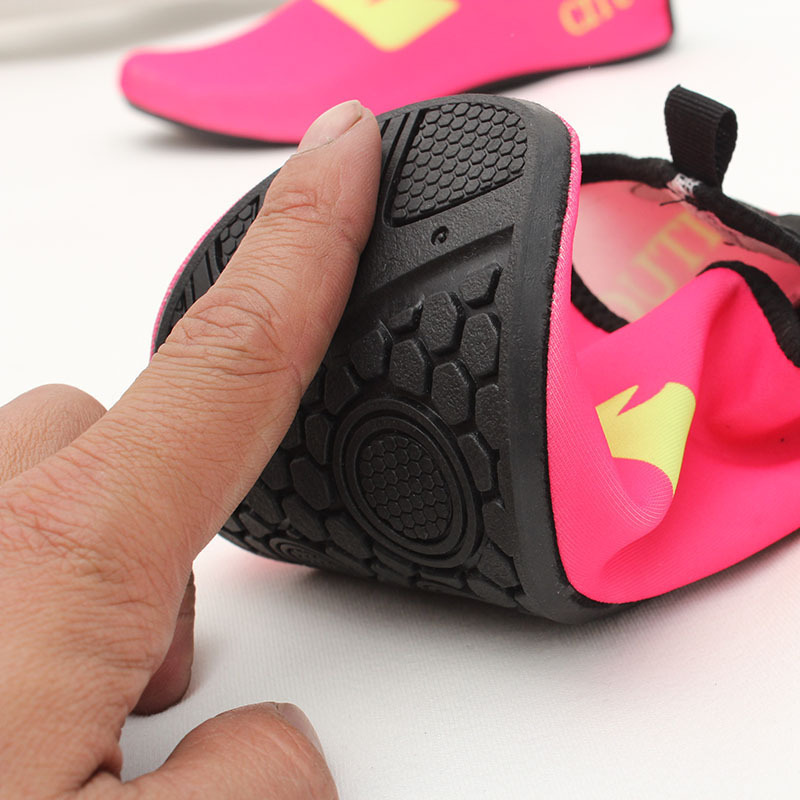 Slipper Kocotre Children Beach Shoes Light Home Slippers Kids Swimming Shoes Soft Sole Girls Boys Indoor Footwear Non-slip Shoes Seaside 220902