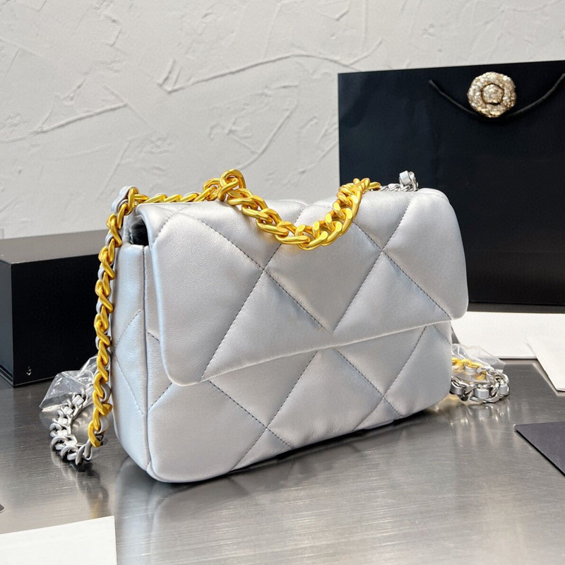 Luxurious Designers flap Crossbody Designer Bags women Handbag sheepskin tote Shoulder envelope walle Fashion Chainbag grace Diamond la, Package
Luxurious Designers flap Crossbody Designer Bags women Handbag sheepskin tote Shoulder envelope walle Fashion Chainbag grace Diamond la, Package