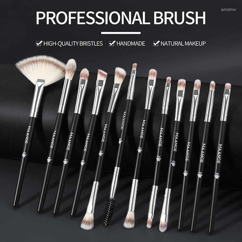 Makeup Brushes 12pcs Set Eye Shadow Foundation Powder Eyeliner Eyelash Cosmetict For Face Make Up Brush Tools
Makeup Brushes 12pcs Set Eye Shadow Foundation Powder Eyeliner Eyelash Cosmetict For Face Make Up Brush Tools