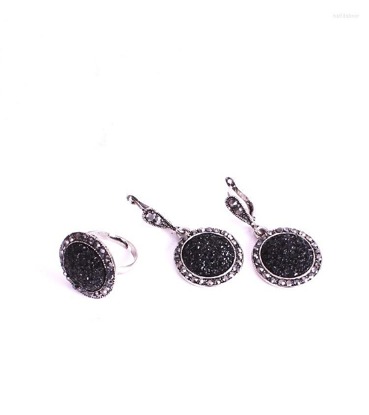 Necklace Earrings Set Ring Black Three-piece 2022 Halloween Charm Gift Fine Jewelry Accessories Wholesale, Picture shown
Necklace Earrings Set Ring Black Three-piece 2022 Halloween Charm Gift Fine Jewelry Accessories Wholesale, Picture shown