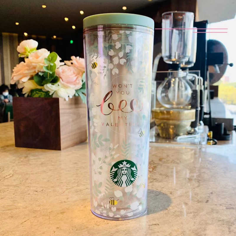 Starbucks Valentine's Day Mug Little Bee 473 ML plastic accompanying cute fresh water cup, Green
Starbucks Valentine's Day Mug Little Bee 473 ML plastic accompanying cute fresh water cup, Green