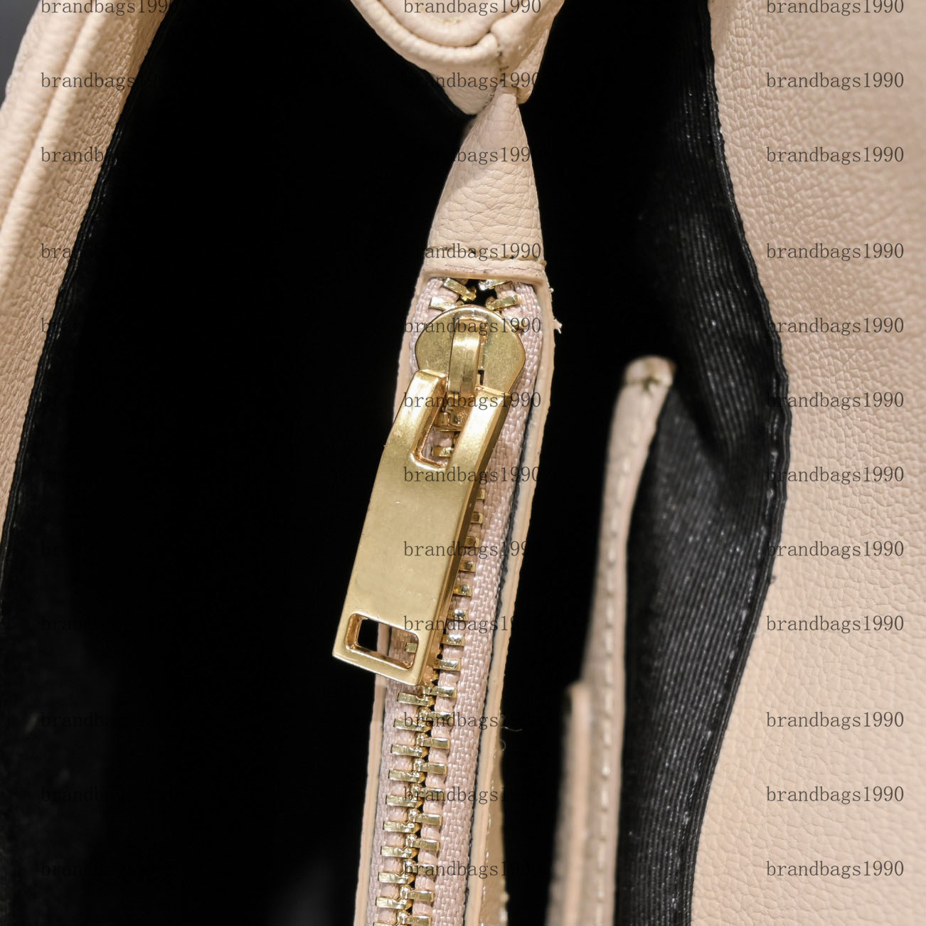 2 Size College Bag V-shaped pattern Cowskin Handbag Evening Bags Leather shoulder bags chain purse fashion clutch lady cowhide handbags