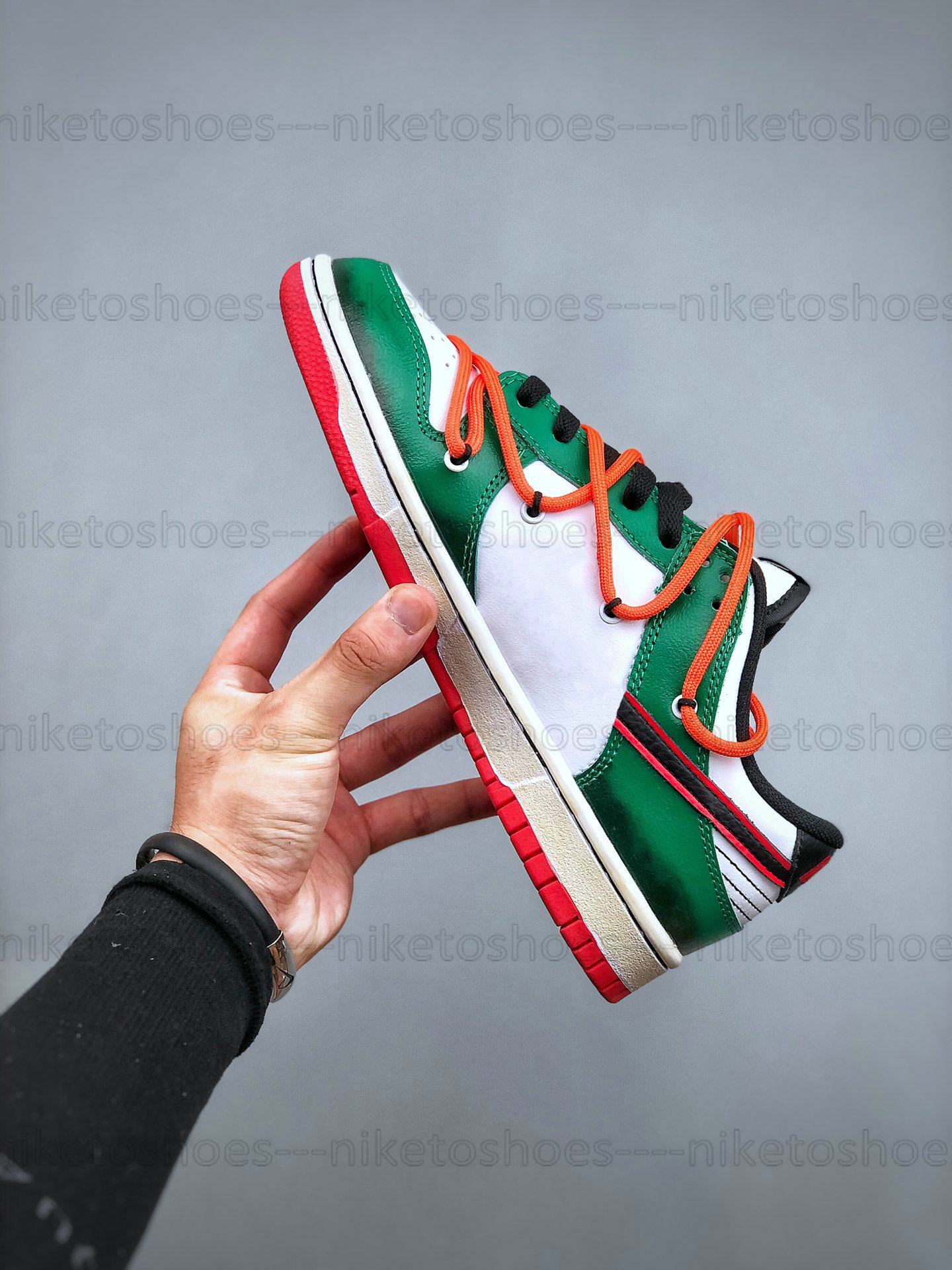 Fashion Mens Womens Low Running Shoes Futura x Joint Green White Skateboard Shoes Unisex Double-lace Designer Sports Sneakers, 01
Fashion Mens Womens Low Running Shoes Futura x Joint Green White Skateboard Shoes Unisex Double-lace Designer Sports Sneakers, 01