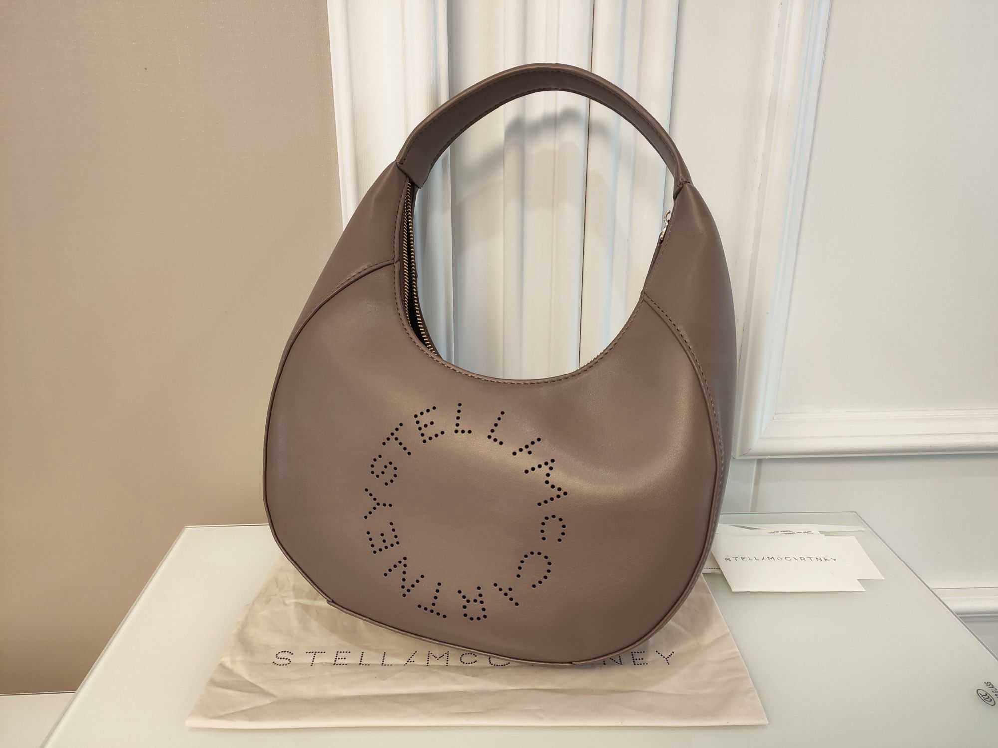 2022 Designer Shoulder Bags Axillary package For Women Brand Real leather Handbags lady Luxury Shopping bag stella mccartney handbag, Customize
2022 Designer Shoulder Bags Axillary package For Women Brand Real leather Handbags lady Luxury Shopping bag stella mccartney handbag, Customize