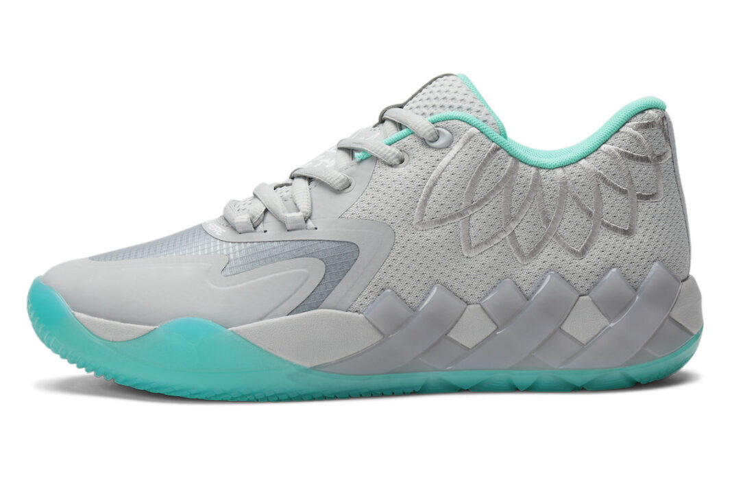 New LaMelo Ball MB01 Low UFO shoes for sale 377675-02 Mens womens Basketball Shoes Sneakers Online Wholesale Store size40-46, With shoe box
New LaMelo Ball MB01 Low UFO shoes for sale 377675-02 Mens womens Basketball Shoes Sneakers Online Wholesale Store size40-46, With shoe box