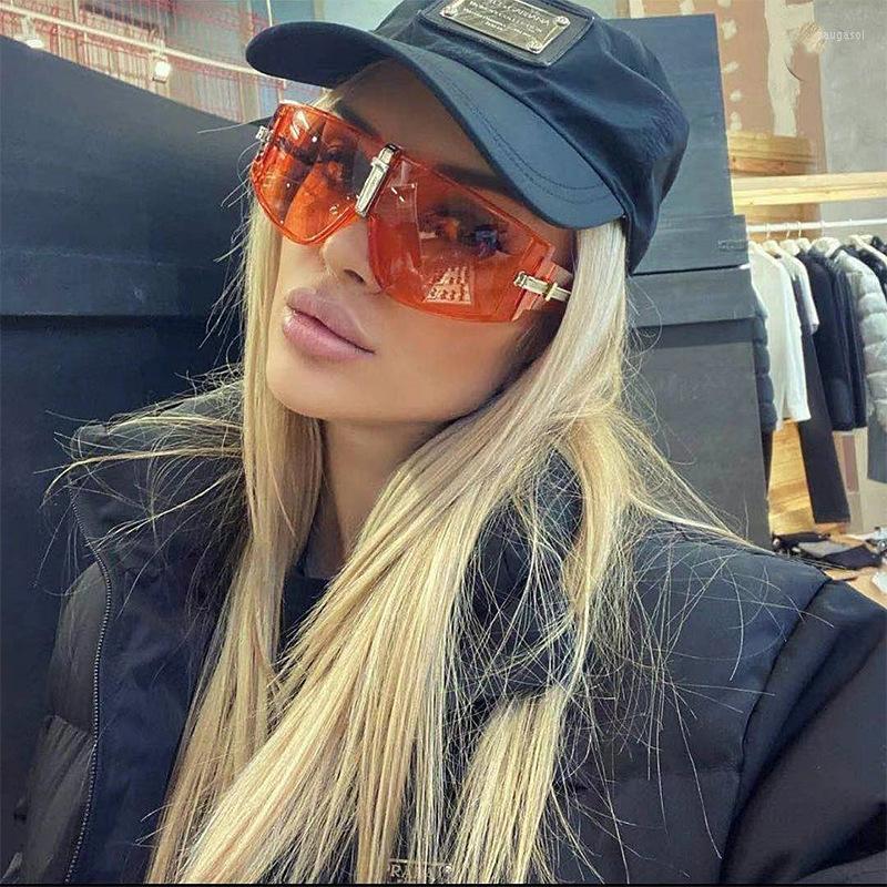 Sunglasses 2022 Fashion Oversized Windproof Women Luxury Designer Clear Lens Goggles Men One Piece Eyeglasses UV400
Sunglasses 2022 Fashion Oversized Windproof Women Luxury Designer Clear Lens Goggles Men One Piece Eyeglasses UV400