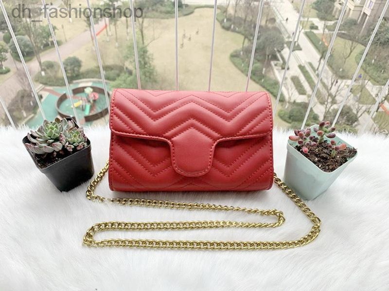 Top Quality Women Shoulder Handbags Handbag bag Pu leather Gold chain Woman Cross body Pure color Female Multi Pochette
Top Quality Women Shoulder Handbags Handbag bag Pu leather Gold chain Woman Cross body Pure color Female Multi Pochette