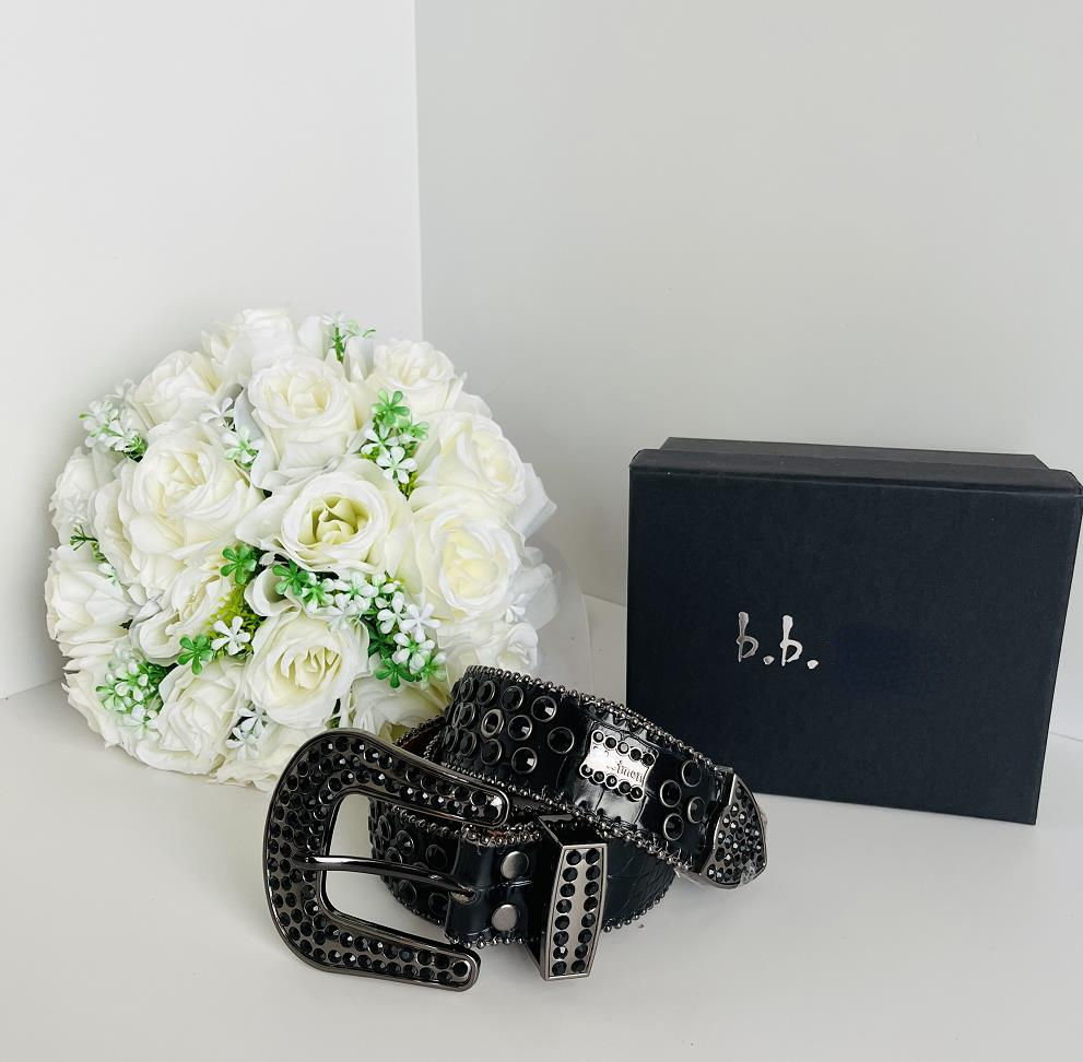 22ss Designer Bb Belt Simon Belts for Men Women Shiny diamond Black on Black Blue white multicolour with bling rhinestones as gift, Multi
22ss Designer Bb Belt Simon Belts for Men Women Shiny diamond Black on Black Blue white multicolour with bling rhinestones as gift, Multi