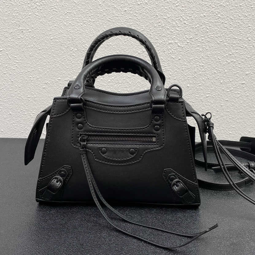Luxury Neo Classic Bag Women Handbags Crossbody Motorcycle Bags Leather Fashion Trend Ladies Purses Crocodile Pattern High Quality handbag, 57
Luxury Neo Classic Bag Women Handbags Crossbody Motorcycle Bags Leather Fashion Trend Ladies Purses Crocodile Pattern High Quality handbag, 57