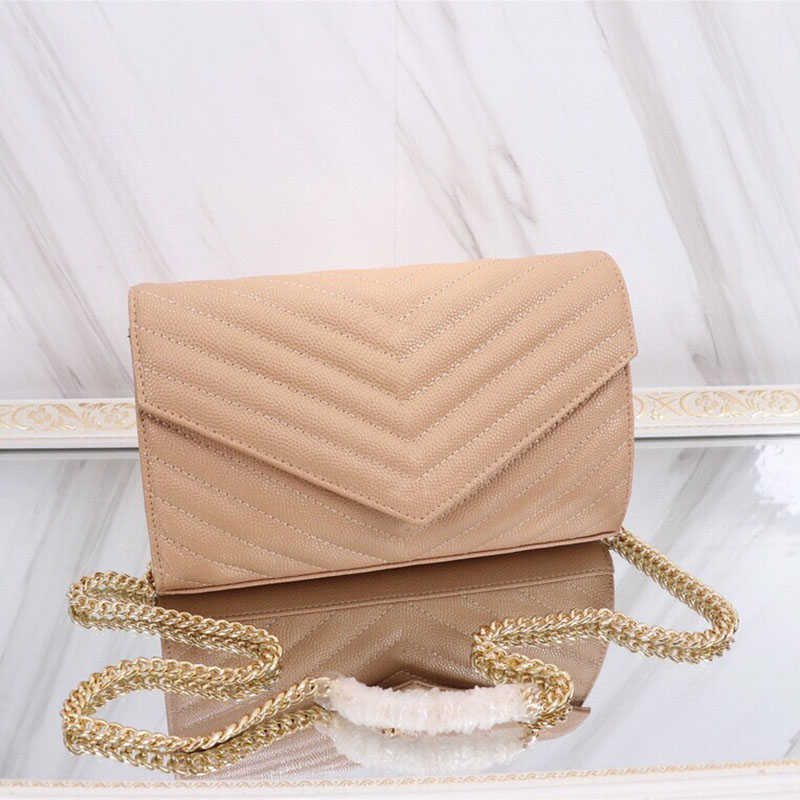 Card Cross Body Genuine Leather Shoulder Bag Women Holder Zipper Wristband Travel Case Purse Wallet Luxurys Designer Bags Menger Crossbody Bag Totes
Card Cross Body Genuine Leather Shoulder Bag Women Holder Zipper Wristband Travel Case Purse Wallet Luxurys Designer Bags Menger Crossbody Bag Totes