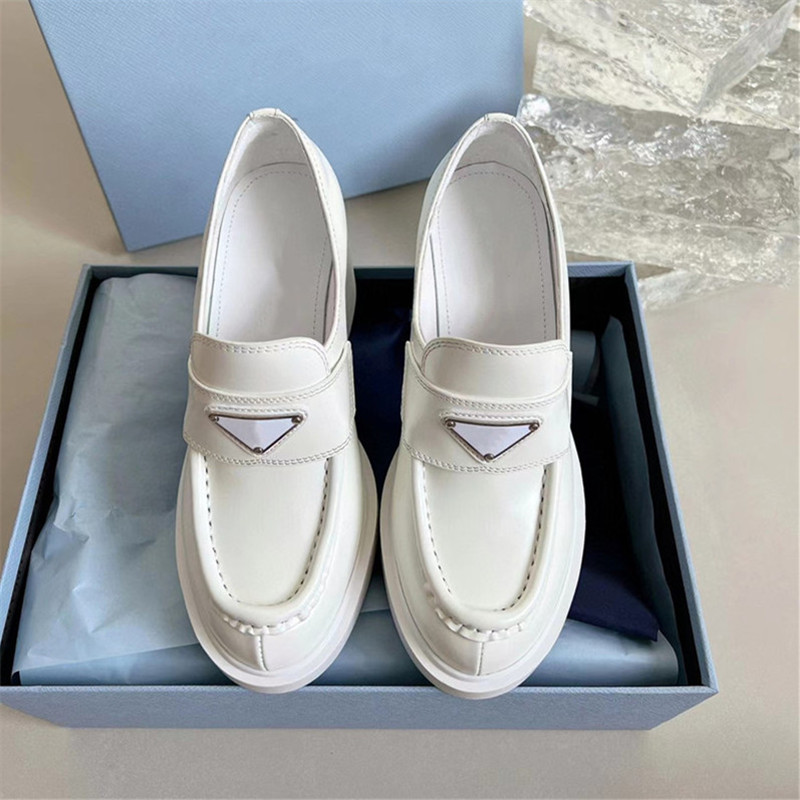 The Latest Triangle Logo Loafer Sandals Platform High-heeled Shoes Black And White Leather Shoe