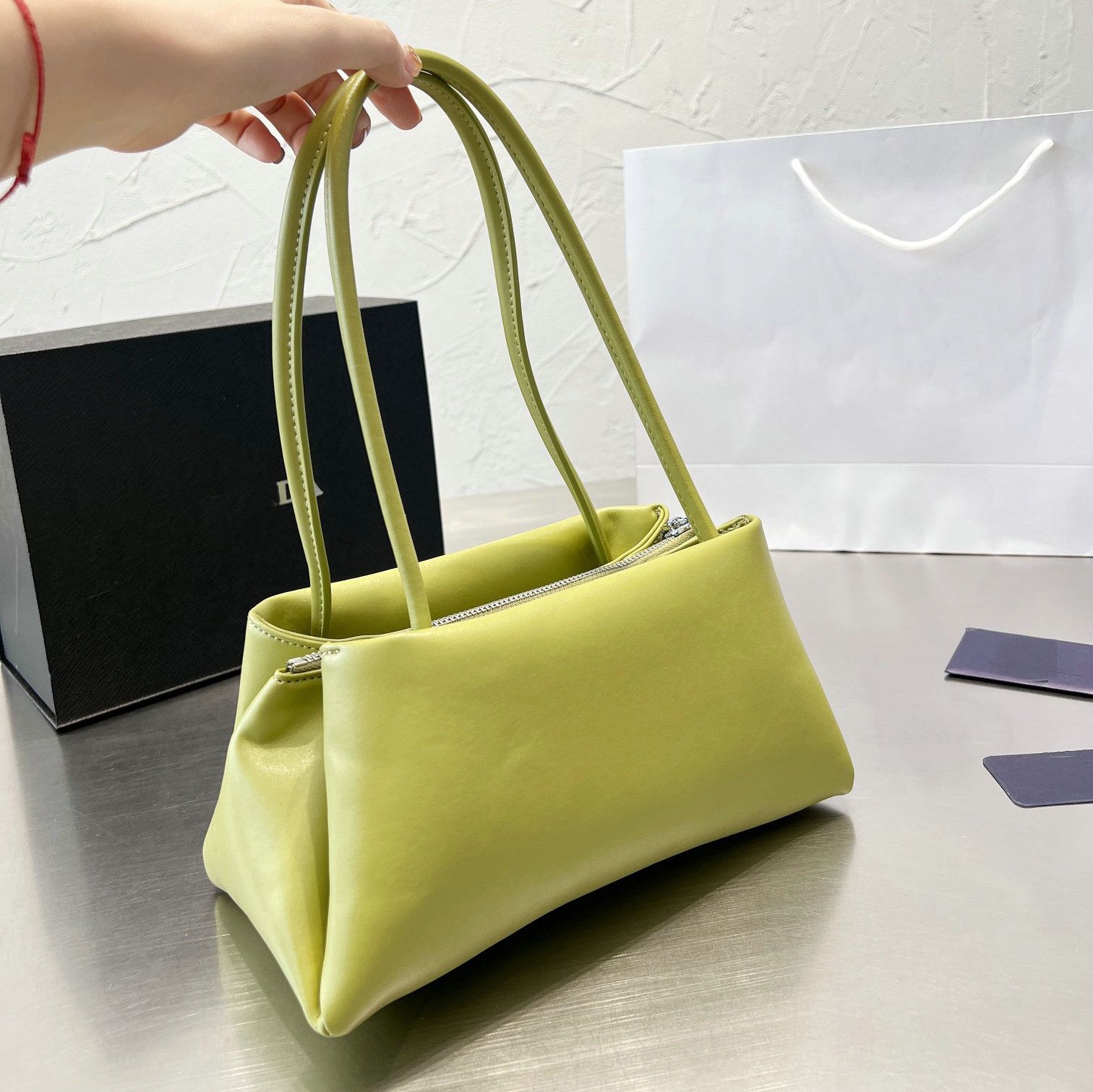 green bag Genuine leather Crossbody Designers Bags Handbag Shoulder Totes Underarm Top Handle Bag Female Small Subaxillary Clutch
green bag Genuine leather Crossbody Designers Bags Handbag Shoulder Totes Underarm Top Handle Bag Female Small Subaxillary Clutch