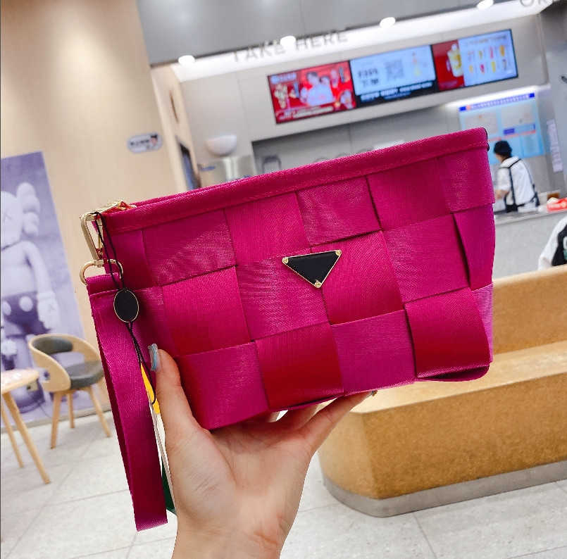 High Quality luxurys designers bags Fashion women CrossBody Handbag Woven pillow Bag Clutch Totes ladies Shoulder purse Handbags, Blue
High Quality luxurys designers bags Fashion women CrossBody Handbag Woven pillow Bag Clutch Totes ladies Shoulder purse Handbags, Blue