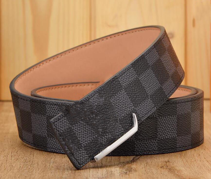 High quality Fashion Classic Men Designers Belts Womens Mens Casual Letter Smooth luxury Buckle Belt, Black
High quality Fashion Classic Men Designers Belts Womens Mens Casual Letter Smooth luxury Buckle Belt, Black