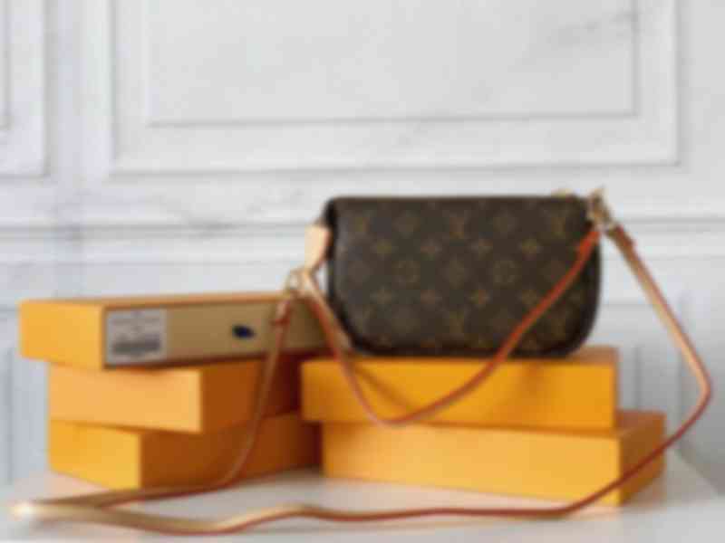 Totes Luxury Brand Bags Women Shoulder Bag Handbag Compact and Light Style Simple Fashion Classic Birthday Gift M51980 Size Clutches Backpacks Pou, Becky
Totes Luxury Brand Bags Women Shoulder Bag Handbag Compact and Light Style Simple Fashion Classic Birthday Gift M51980 Size Clutches Backpacks Pou, Becky
