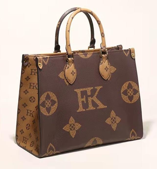 2021 Men's Black PU Leather Designer Bags Briefcase High Quality Laptop Bag Large Capacity Retro Fashion Office Handbag louiseitys viutonitys Shoulder Bag 41CM E677, No bag
2021 Men's Black PU Leather Designer Bags Briefcase High Quality Laptop Bag Large Capacity Retro Fashion Office Handbag louiseitys viutonitys Shoulder Bag 41CM E677, No bag