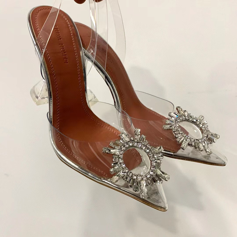 Amina Muaddi Womens sandals PVC Transparent designer high heels Stiletto 10cm diamond Crystal Dress Pumps women shoes wedding sexy Factory Footwear, Original box
Amina Muaddi Womens sandals PVC Transparent designer high heels Stiletto 10cm diamond Crystal Dress Pumps women shoes wedding sexy Factory Footwear, Original box