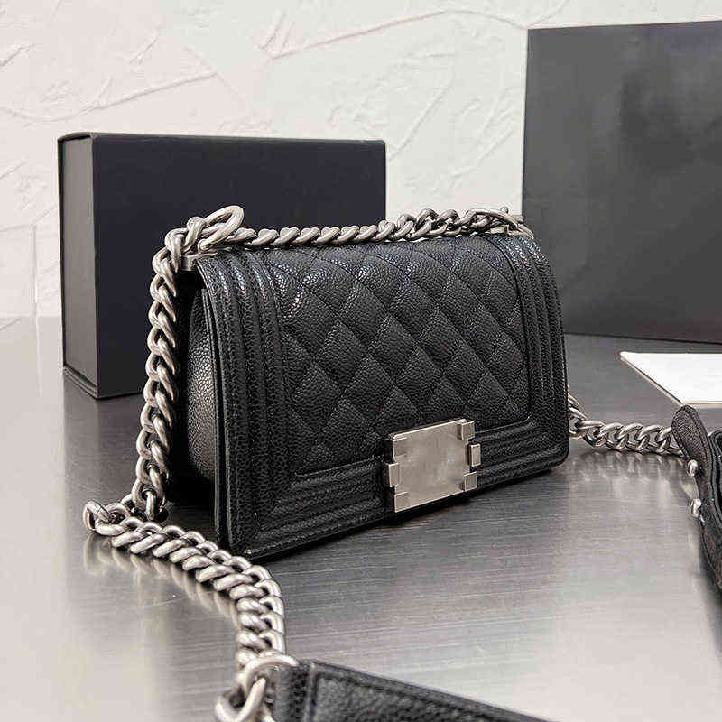 CC Bag Shopping Bags 2022ss Classic Black Boy Caviar Leather Mini Flap Quilted Calfskin Gold Aged Silver Metal Hardware Chain Strap Crossbod, Box
CC Bag Shopping Bags 2022ss Classic Black Boy Caviar Leather Mini Flap Quilted Calfskin Gold Aged Silver Metal Hardware Chain Strap Crossbod, Box