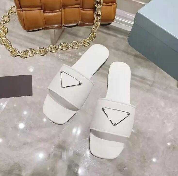 Fashion New Style Leisure Slipper Designer Shoes Sheepskin Slippers Womens Summer Flat Bottom Tricolor Sandals Geometry Slipper Lady Luxury With original box
Fashion New Style Leisure Slipper Designer Shoes Sheepskin Slippers Womens Summer Flat Bottom Tricolor Sandals Geometry Slipper Lady Luxury With original box