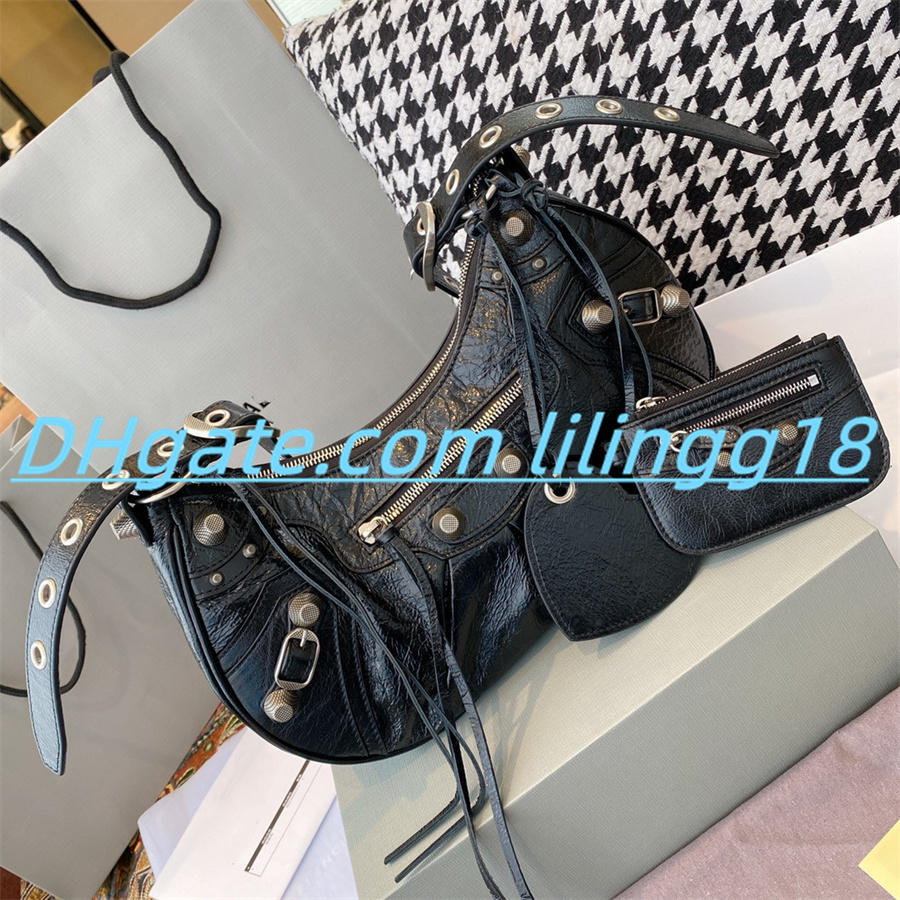 Top women's Locomotive armpit bags external real pickup bag women Totes Quality Luxurys Designers women handbags shoulders bag Wallet Cross Body Purse, Original box
Top women's Locomotive armpit bags external real pickup bag women Totes Quality Luxurys Designers women handbags shoulders bag Wallet Cross Body Purse, Original box