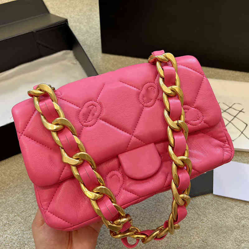CC Bag Shopping Bags 2022ss Designer Flap Shoulder Lambskin Badge Quilted Vintage Metal Hardware Thick Chain Classic Diamond French Mini Wom, Box
CC Bag Shopping Bags 2022ss Designer Flap Shoulder Lambskin Badge Quilted Vintage Metal Hardware Thick Chain Classic Diamond French Mini Wom, Box