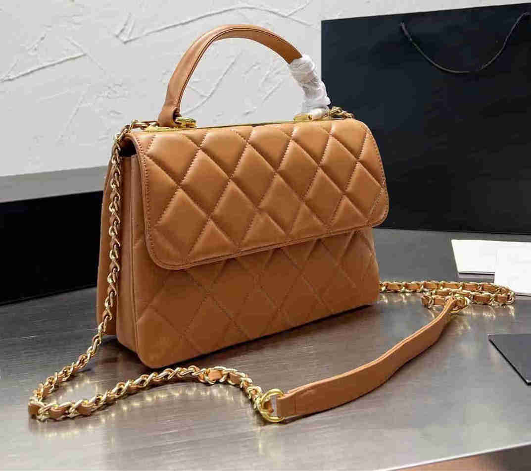 France Womens Classic Flap Medium Trendy Bags Lambskin Genuine Leather Gold Metal Hardware Matelasse Chain Crossbody Shoulder Pochette Designer Handbags 25CM, Red 19cm
France Womens Classic Flap Medium Trendy Bags Lambskin Genuine Leather Gold Metal Hardware Matelasse Chain Crossbody Shoulder Pochette Designer Handbags 25CM, Red 19cm