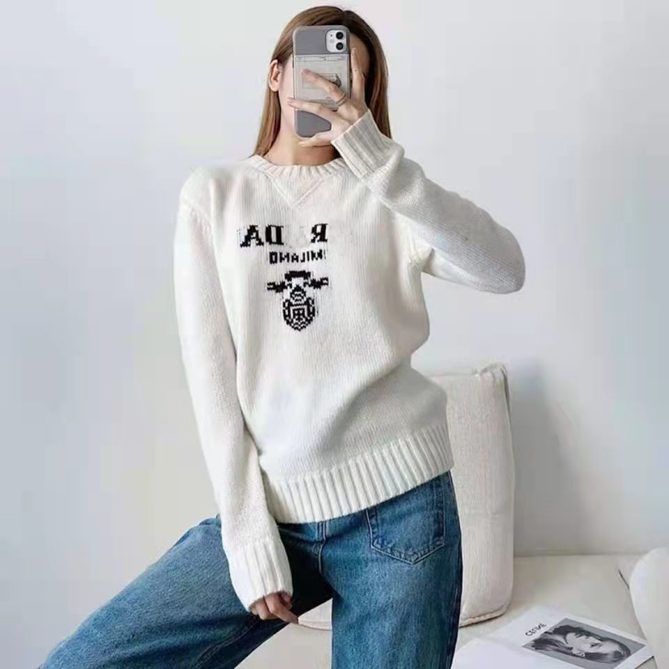 Women Designers Knit Sweaters Clothing Crow Neck sweater Letter Long Sleeve Clothing Pullover Oversized White Black Red Gray Clours
Women Designers Knit Sweaters Clothing Crow Neck sweater Letter Long Sleeve Clothing Pullover Oversized White Black Red Gray Clours