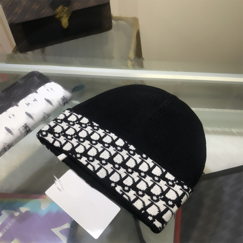 Designer Skull Caps Fashion Stippled Knitted Beanie Cap Good Texture Cool Hat for Man Woman 5 Colors, 02
Designer Skull Caps Fashion Stippled Knitted Beanie Cap Good Texture Cool Hat for Man Woman 5 Colors, 02