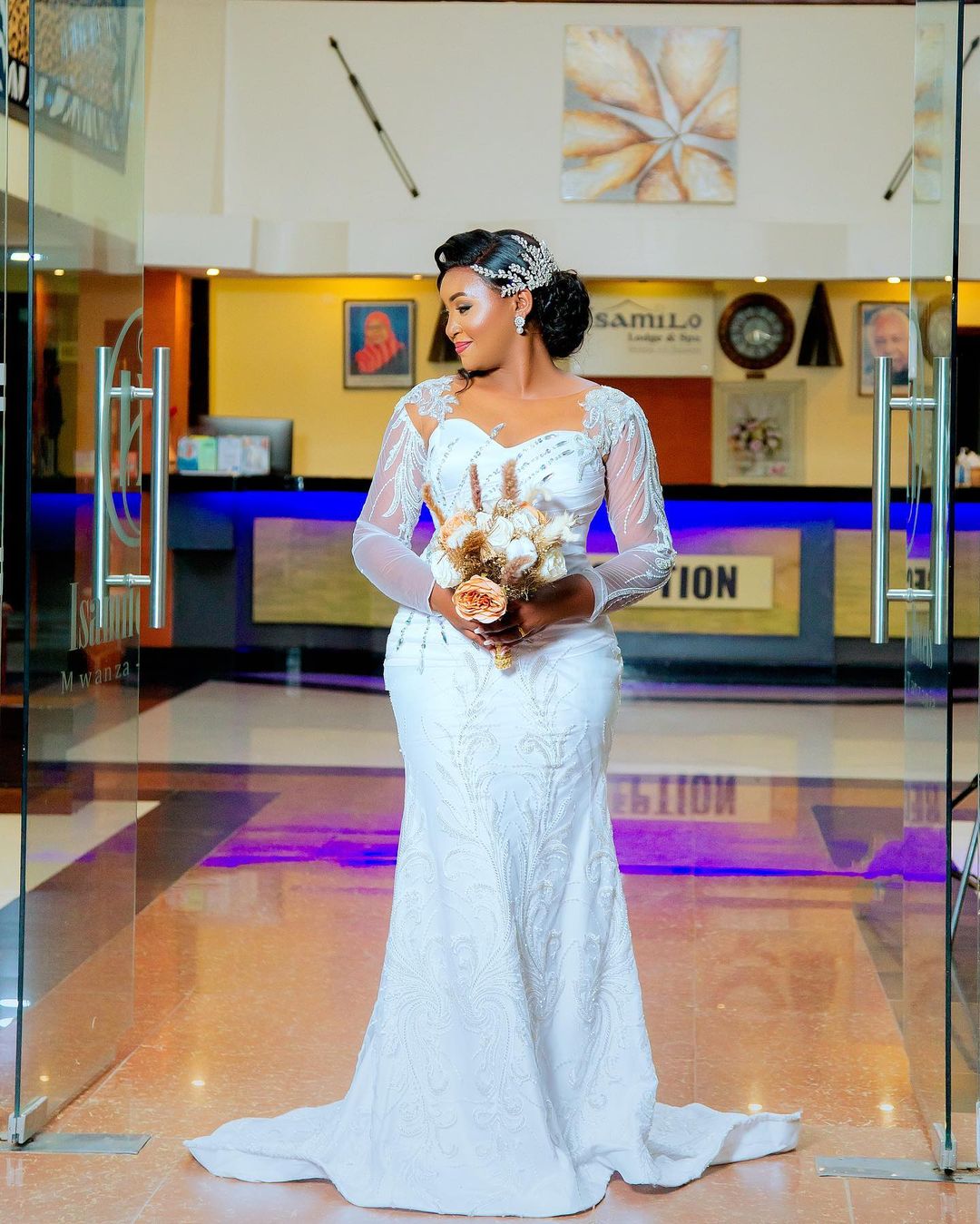 2022 Arabic Aso Ebi Luxurious Mermaid Wedding Dresses Beaded Crystals Lace Bridal Gowns Dress ZJ560