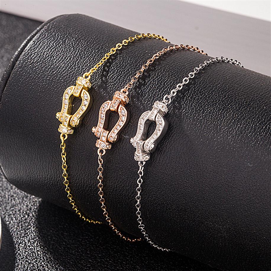 Luxury Designers Women Charms Bracelet Zircon Bracelets Iced Out Bling CZ Chain For Men Woman Luxury Jewelry296D
Luxury Designers Women Charms Bracelet Zircon Bracelets Iced Out Bling CZ Chain For Men Woman Luxury Jewelry296D
