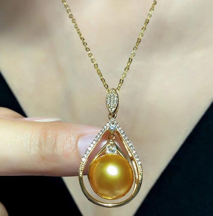 Natural Beaded Necklaces South Sea Golden Shell Pearl Pendant Necklace Perfectly Round
Natural Beaded Necklaces South Sea Golden Shell Pearl Pendant Necklace Perfectly Round