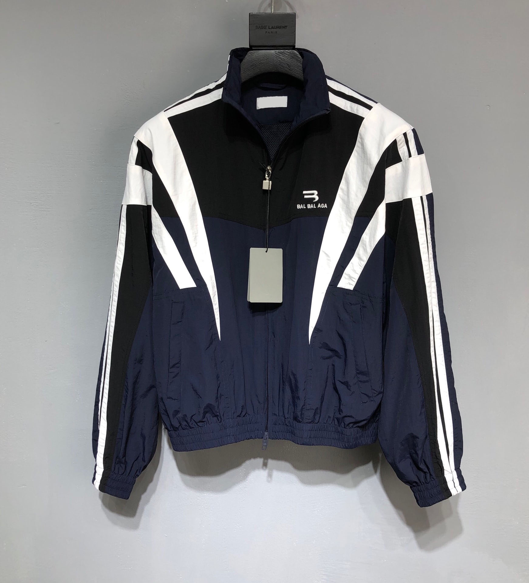Men's plus size Outerwear & Coats Sizehoodies hoodies suit hooded casual fashion color stripe printing Asian size high quality wild breathable long sleeve 1a2r
Men's plus size Outerwear & Coats Sizehoodies hoodies suit hooded casual fashion color stripe printing Asian size high quality wild breathable long sleeve 1a2r