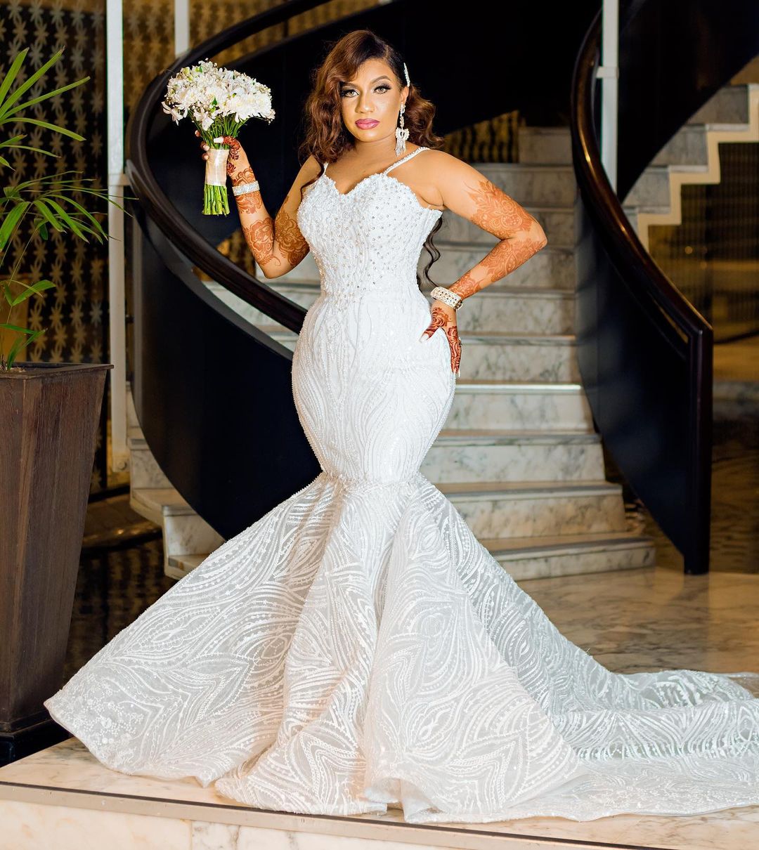 2022 Arabic Aso Ebi Mermaid Wedding Dresses Spaghetti Vintage Sexy Bridal Gowns Dresses ZJ210