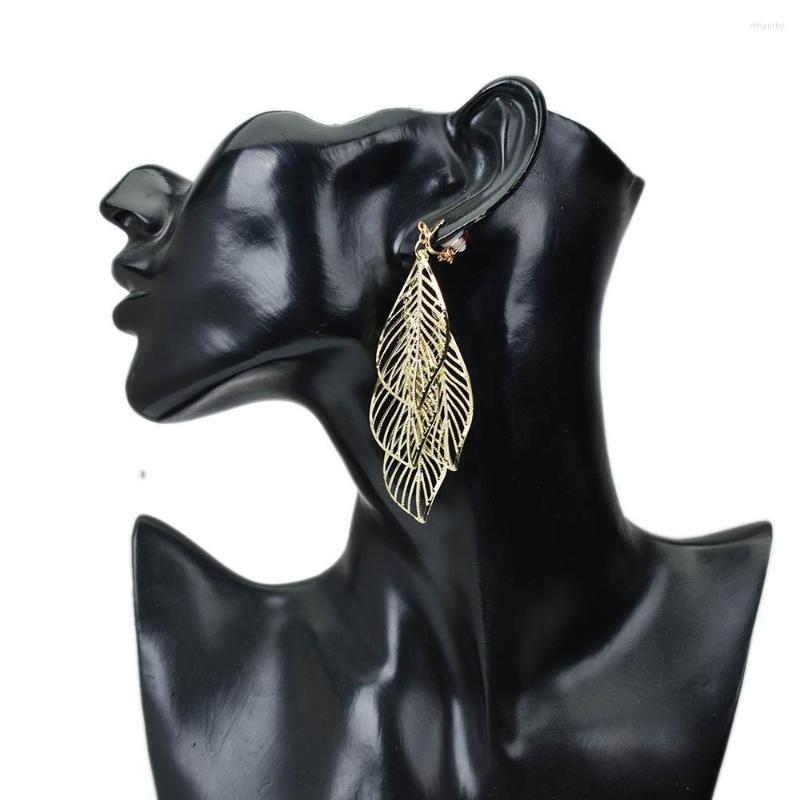 Backs Earrings Gold Color Big Leaf Clip Without Piercing Multilayer Leaves Long Ear Cuff Metal Jewelry Women Earings
Backs Earrings Gold Color Big Leaf Clip Without Piercing Multilayer Leaves Long Ear Cuff Metal Jewelry Women Earings