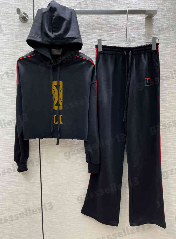 Womens Two Pieces Pants CE Designer Letter Logo Print Two Piece Sets Fashion Brand Long-sleeve Hooded Sweatshirt And Loose Trousers Suit 0912
Womens Two Pieces Pants CE Designer Letter Logo Print Two Piece Sets Fashion Brand Long-sleeve Hooded Sweatshirt And Loose Trousers Suit 0912