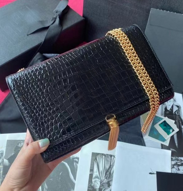 Tassel Designers Alligator Shoulder Bags Classic Women Crossbody Chain Bag clutch lady flap messenger purse Crocodile Cowhide Leather Handbags 24cm 7A Grade, Contact us
Tassel Designers Alligator Shoulder Bags Classic Women Crossbody Chain Bag clutch lady flap messenger purse Crocodile Cowhide Leather Handbags 24cm 7A Grade, Contact us