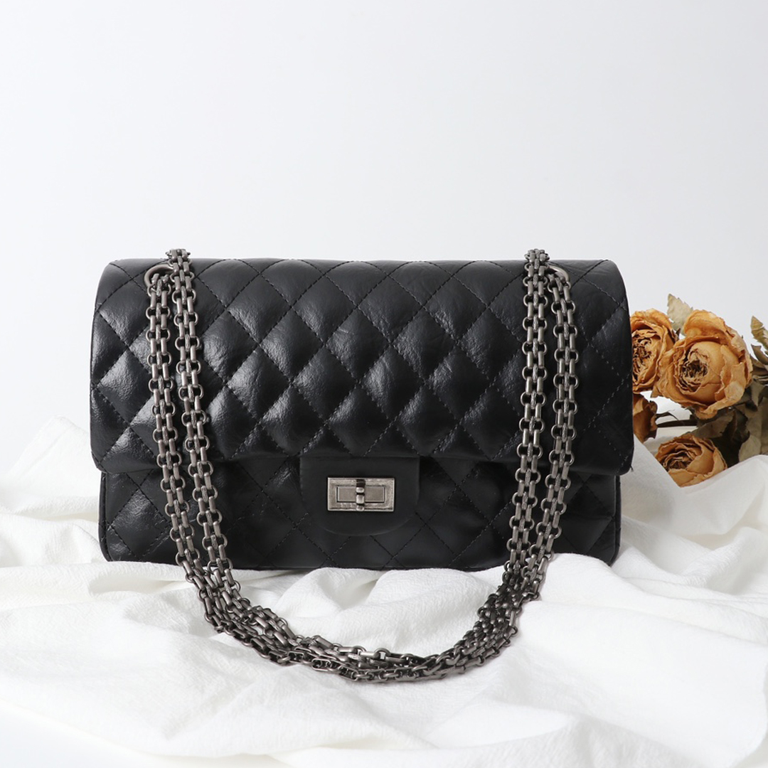 Classic channel 2.55 CF Double Flap Shoulder Bag Elephant texture 9A Quality Gold Chain Lambskin Designer Women crossbody Bags Vintage Style Black silver Bag, Other style contact us
Classic channel 2.55 CF Double Flap Shoulder Bag Elephant texture 9A Quality Gold Chain Lambskin Designer Women crossbody Bags Vintage Style Black silver Bag, Other style contact us