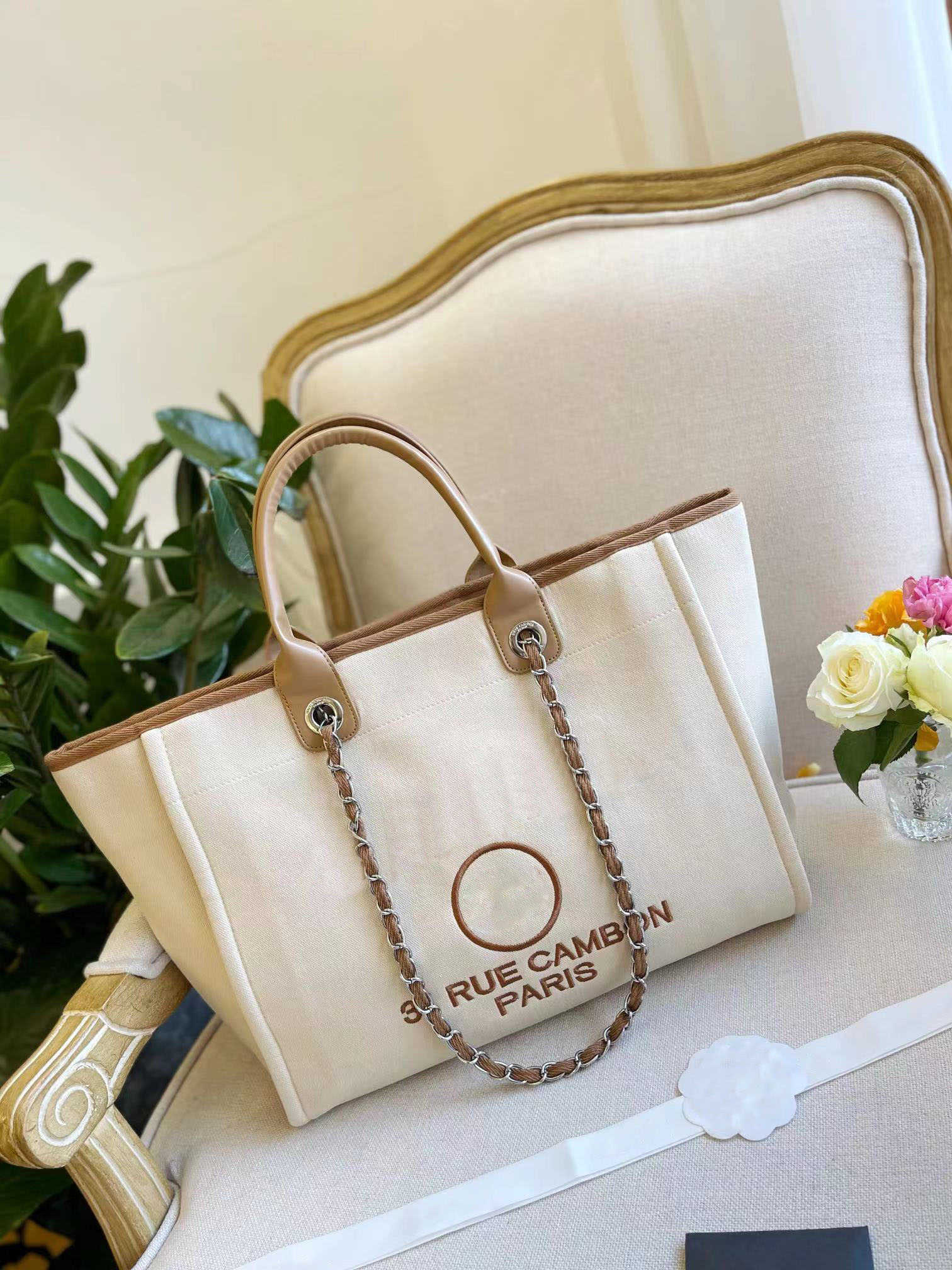 Shoulder Bags 2023 Fashion luxury handbags Womens Women Beach Designer bags Cross Body Handbag Shoulder Bag High quality Large Capacity
Shoulder Bags 2023 Fashion luxury handbags Womens Women Beach Designer bags Cross Body Handbag Shoulder Bag High quality Large Capacity
