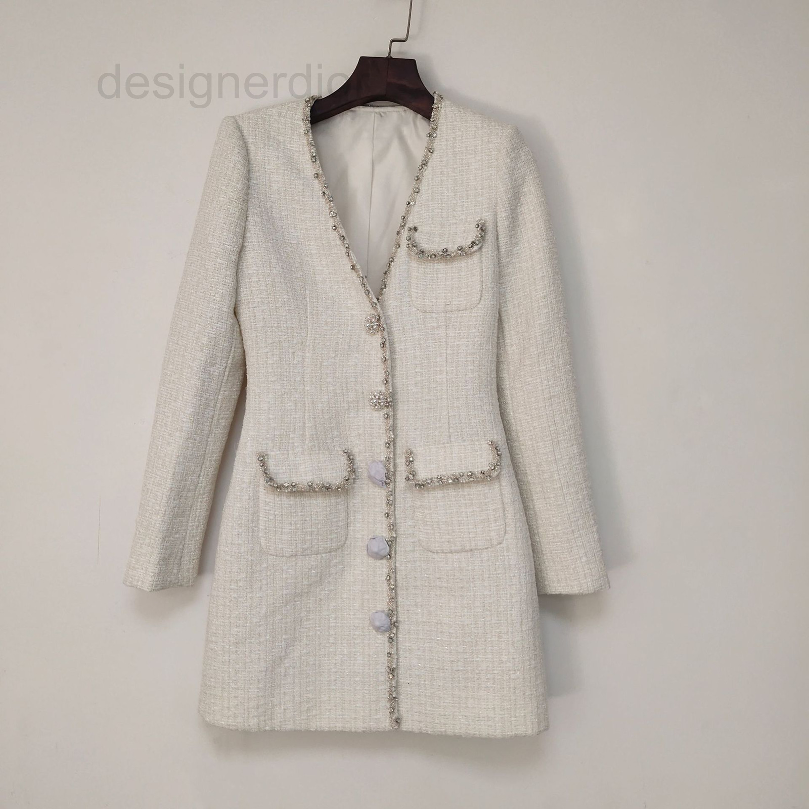 Casual Dresses designer Fadan sp2022 spring and summer new tweed V-neck diamond inlaid light cooked wind Royal sister chic stunning dress MK8G, 2# packing bag
Casual Dresses designer Fadan sp2022 spring and summer new tweed V-neck diamond inlaid light cooked wind Royal sister chic stunning dress MK8G, 2# packing bag