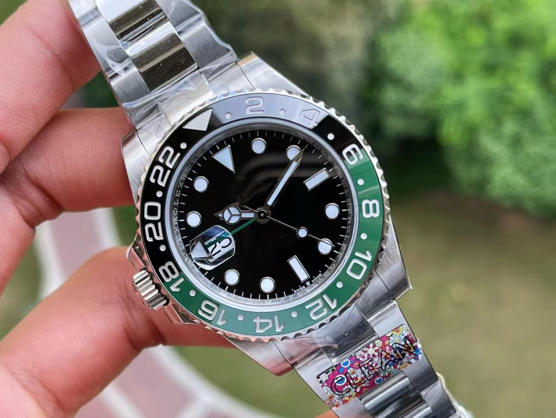 Clean watches are 40mm in diameter Equipped with 3186 solid central shaft three-dimensional needle strip Ding polished sapphire glass mirror 904 steel watchband, As shown
Clean watches are 40mm in diameter Equipped with 3186 solid central shaft three-dimensional needle strip Ding polished sapphire glass mirror 904 steel watchband, As shown
