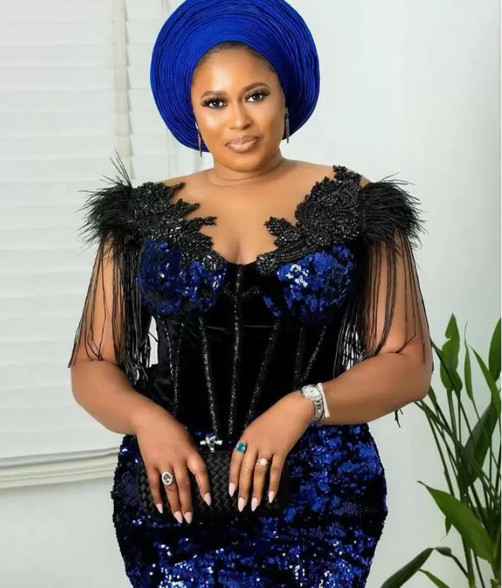 Royal Blue Sequins Valvet African Prom Dresses Sheer O-neck Long Sleeve Lace Beaded Aso Ebi Evening Engagement Gown