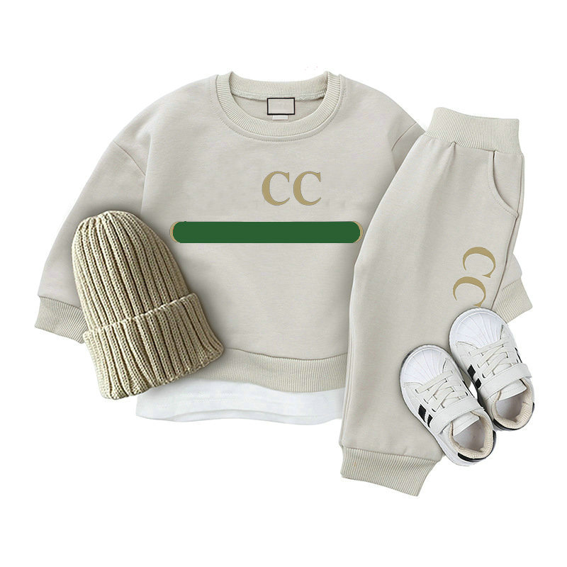 In stock Designer kids Clothing Sets Baby boys girls Sweater suit Tops pants two-piece
In stock Designer kids Clothing Sets Baby boys girls Sweater suit Tops pants two-piece