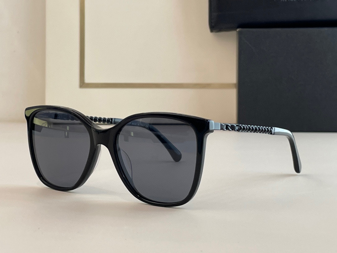 Womens Sunglasses For Women Men Sun Glasses Mens 3441 Fashion Style Protects Eyes UV400 Lens Top Quality With Random Box
Womens Sunglasses For Women Men Sun Glasses Mens 3441 Fashion Style Protects Eyes UV400 Lens Top Quality With Random Box