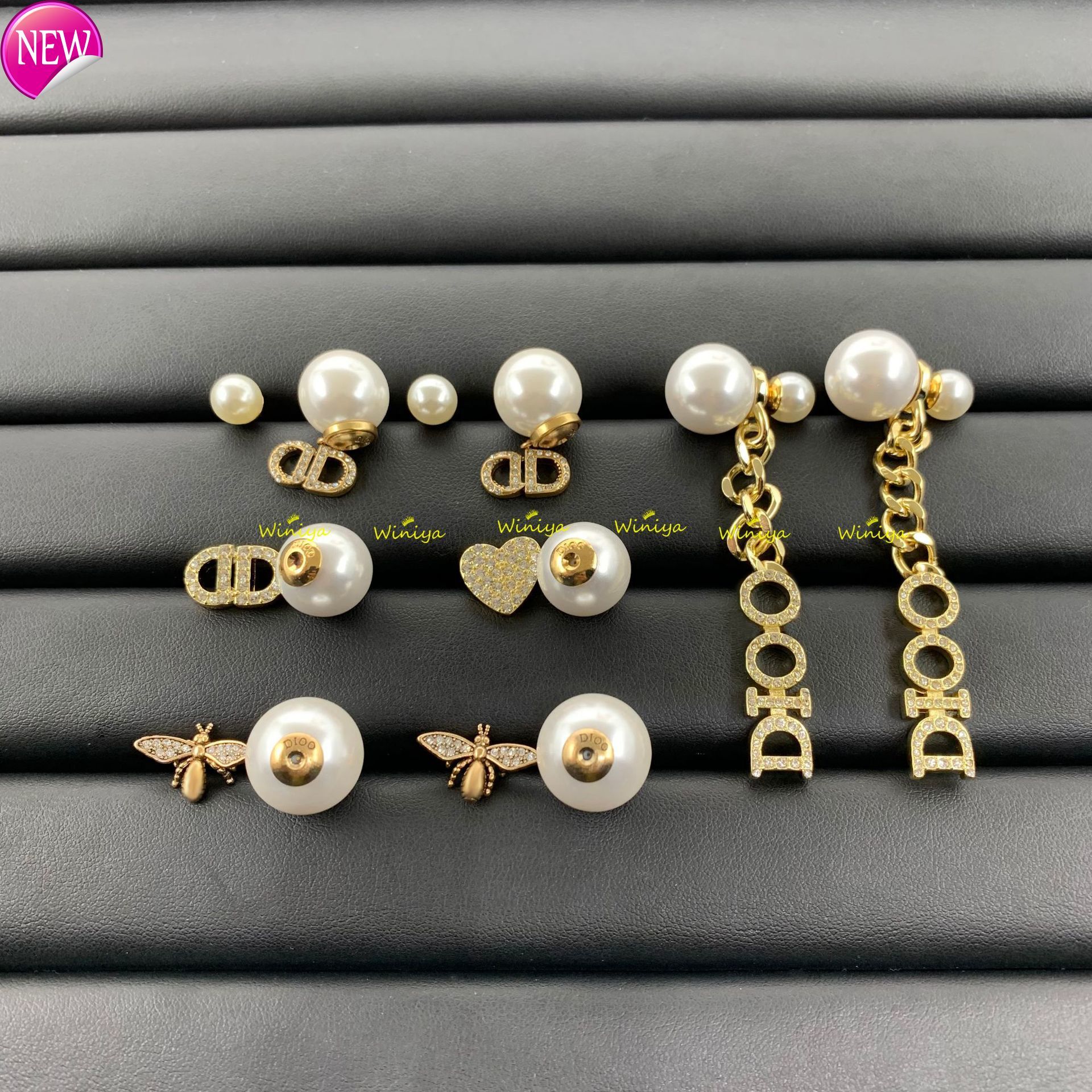 luxury brand design earrings D family / new letter diamond inlaid bee tassel personalized Pearl Earrings female ancient golden yellow