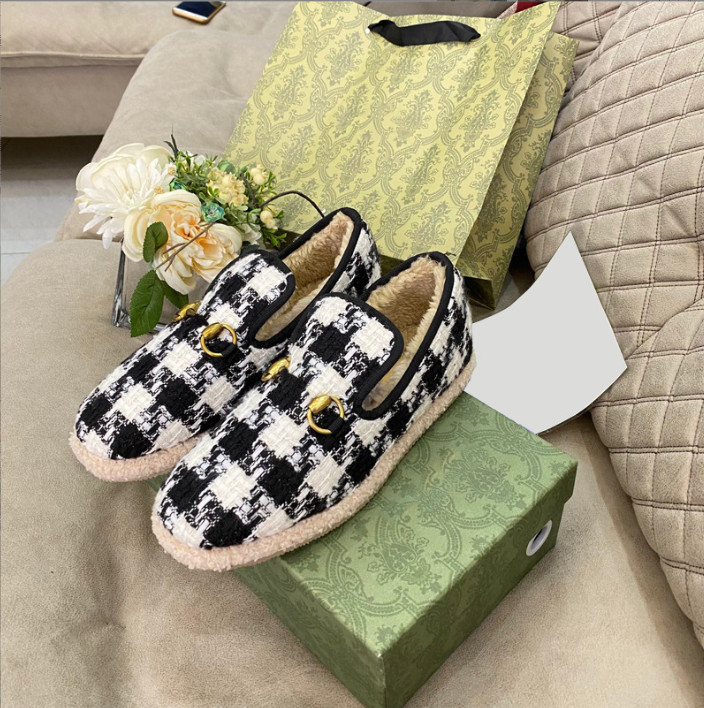 Winter Casual Shoes boots Women Textured Wool Loafer Fabrics Rubber Midsole Flat Home Shoe Lady Check Tweed Walking Loafer size 35-42, White
Winter Casual Shoes boots Women Textured Wool Loafer Fabrics Rubber Midsole Flat Home Shoe Lady Check Tweed Walking Loafer size 35-42, White