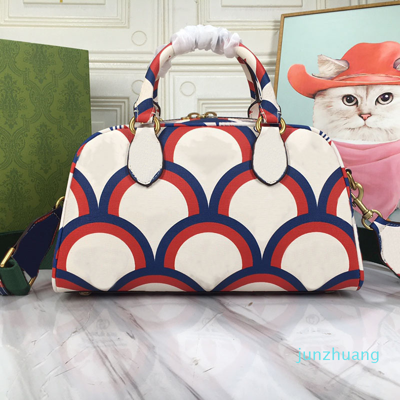 Luxury Duffle Bag Crossbody Bags Designer Trefoils Handbag Mens Womens Mini Shoulder Travelling Bowling Boston Totes Handbags 2022, Color 1
Luxury Duffle Bag Crossbody Bags Designer Trefoils Handbag Mens Womens Mini Shoulder Travelling Bowling Boston Totes Handbags 2022, Color 1