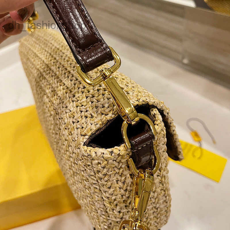 LIUS Designer Women Straw Baguette Shoulder Bag Italy Roma Brand Vintage Fashion Knitting Handbags Canvas Print Lining Crossbody Handbag
LIUS Designer Women Straw Baguette Shoulder Bag Italy Roma Brand Vintage Fashion Knitting Handbags Canvas Print Lining Crossbody Handbag